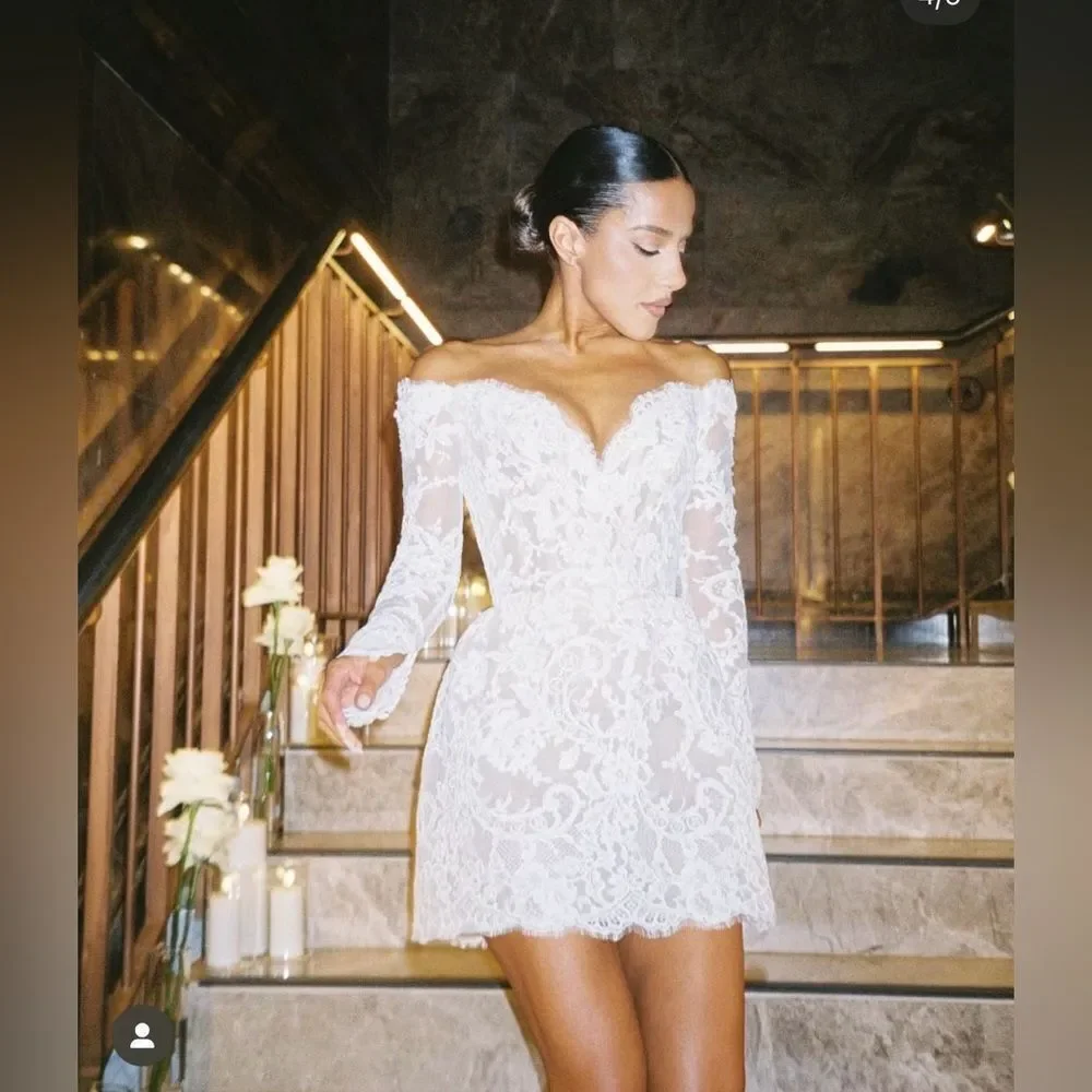 Alin LeKal Wedding Bridal Elegant White Lace Off-Shoulder Party Dress - Picture 3 of 15